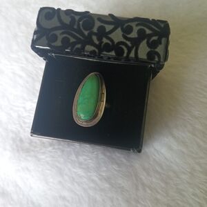 Elegant Silver and Turquoise Ring